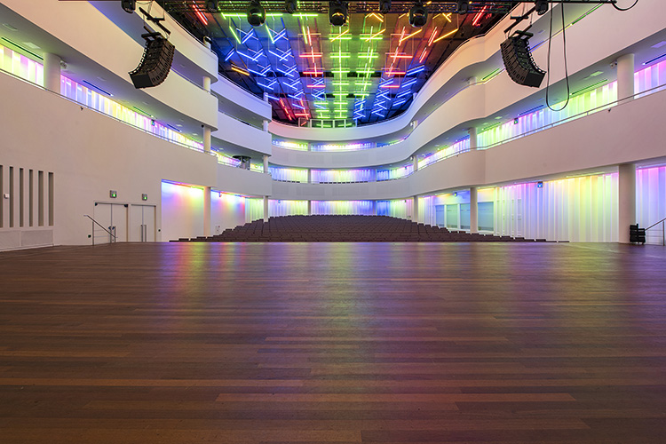 Project vloeren Theaters Tilburg - Schouten Parket - Waalwijk, Noord-Brabant